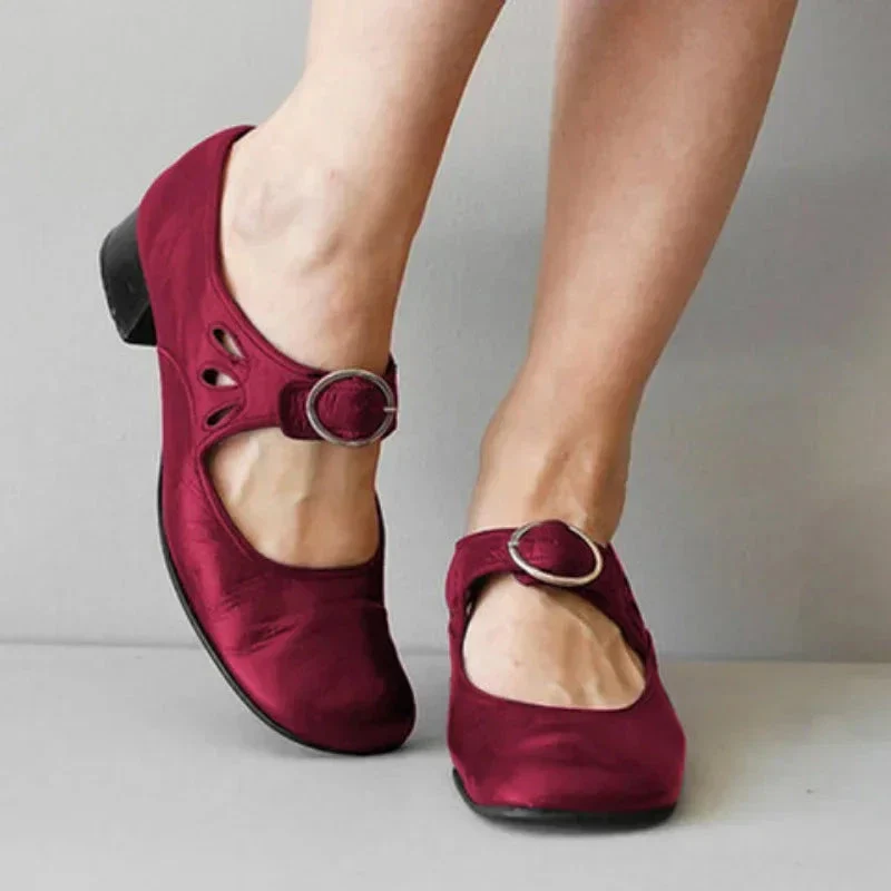 Passione Delicata Women's Shoes with Buckle - Image 3