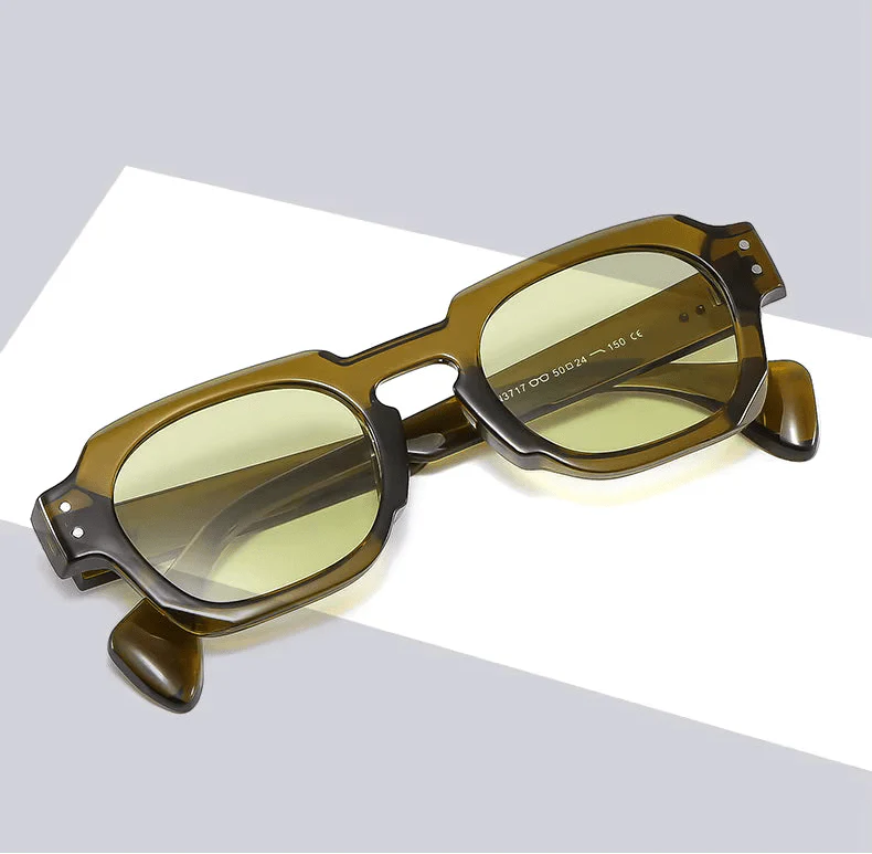 Salvierre Classic Sunglasses - Image 6